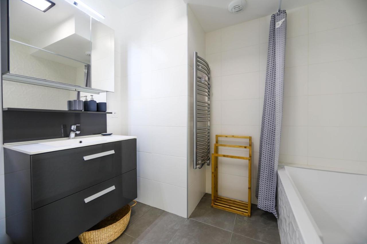 Les Choucas - Appartement Duplex Lumineux Avec Parking Annecy Eksteriør billede